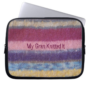 kleurrijk gebreide strepen  leuk slogan design laptop sleeve