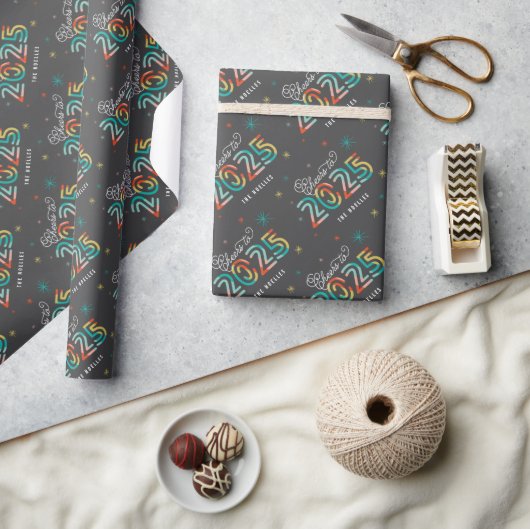 Kleurrijk gejuich voor 2025 Vuurwerk Nieuwjaarsvak Cadeaupapier (Crafts)