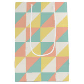 Kleurrijk geometrisch Abstract driehoekspatroon Medium Cadeauzakje (Achterkant)