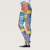 Kleurrijk geometrisch gestreept patroon in regenbo leggings (Links)