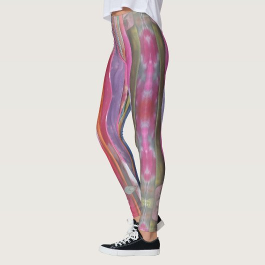 Kleurrijk, gevriesdroogd stropdas-kleurstofpatroon leggings (Links)