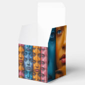 Kleurrijk gezichtspatroon bedankdoosjes (Geopend)