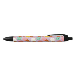 Kleurrijk handgetekend patroon van een ijsje zwarte inkt pen