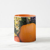 Kleurrijk herfst decoratief pompoenscherm mok (Midden)