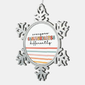 Kleurrijk Iedereen communiceert anders Tin Sneeuwvlok Ornament (Rechts)