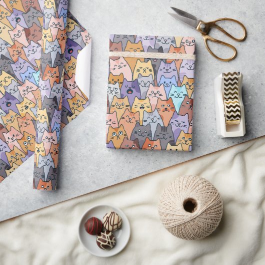 Kleurrijk Knuffel Kat Menigte Patroon Whimsical Ka Cadeaupapier (Crafts)