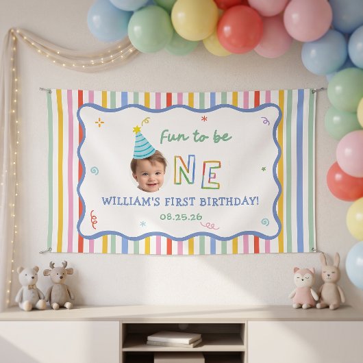 Kleurrijk leuk gestreepte verjaardagsfeestje spandoek