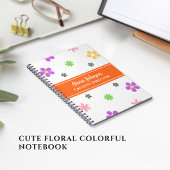 Kleurrijk Leuke Bloem Ontwerp Persoonlijke Naam Notitieboek