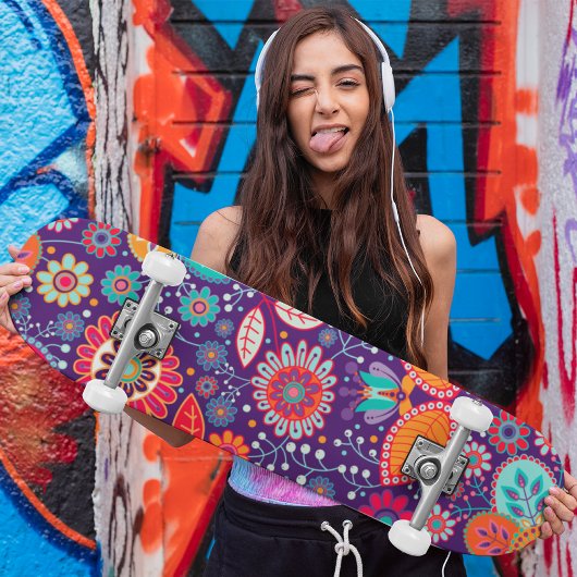 Kleurrijk Modern Meisje Bloemen Patroon Persoonlijk Skateboard