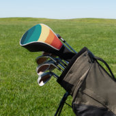 Kleurrijk ontwerp met retro-stijl golfheadcover (Insitu)
