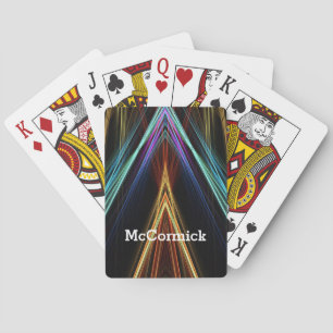 Kleurrijk ontwerp met stralende stralen en naam pokerkaarten