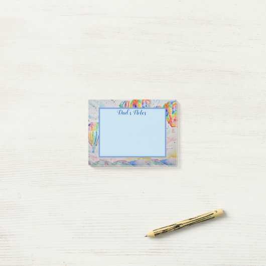 Kleurrijk ontwerp van waterverf kunst met hete luc post-it® notes (Op bureau)