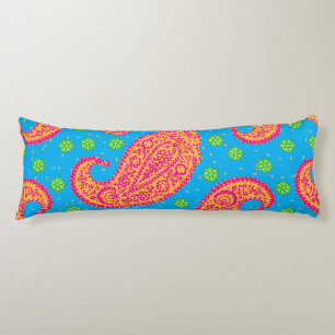 Kleurrijk paisleymotief lichaamskussen