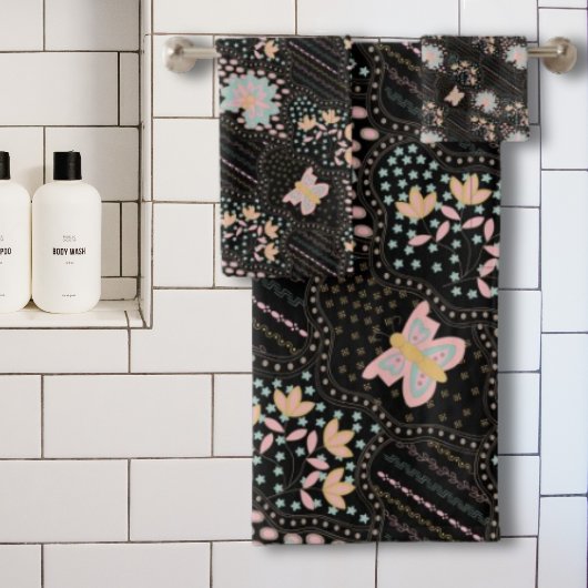 Kleurrijk Pastel Bloemmotief Vlinders Batic Patroo Bad Handdoek