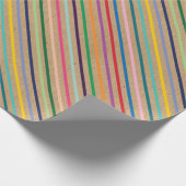 Kleurrijk patroon op bijtende bruine kraft cadeaupapier (Hoek)