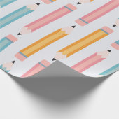 Kleurrijk potloodpatroon cadeaupapier (Hoek)