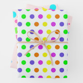 Kleurrijk regenboogstippenpatroon inpakpapier vel (In situ)