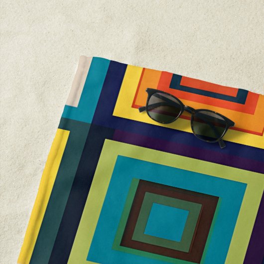 Kleurrijk retro blokontwerp strandlaken (In situ)