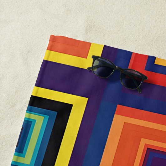 Kleurrijk retro blokontwerp strandlaken (In situ)