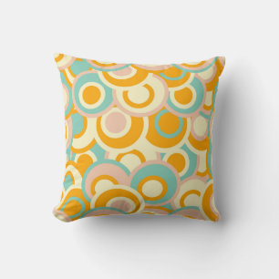 Kleurrijk retro patroon in pasteltinten oranje kussen