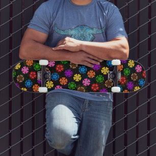 Kleurrijk Retro Regenboog Bloemen Design Zwart Persoonlijk Skateboard