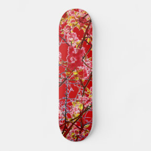 Kleurrijk roze rood abstract bloemontwerp persoonlijk skateboard