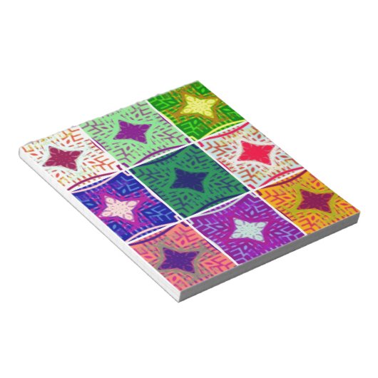Kleurrijk schaakbord: een sterrenontwerp notitieblok (Schuin)
