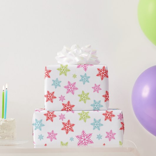 Kleurrijk Sneeuwvliespatroon – Feestelijk Winteron Cadeaupapier (Feestgeschenken)
