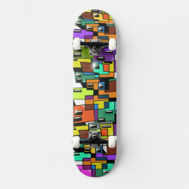 Kleurrijk stadslandschap skateboarddek persoonlijk skateboard