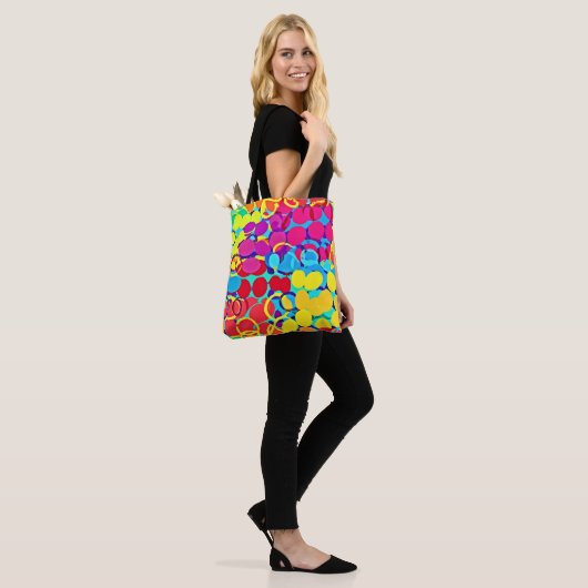 Kleurrijk Stijlvol en Chique Spectrum Patroon Tote Bag (Op model)