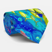 Kleurrijk stropdas in de oceaan, stropdas in de oc (Opgerold)