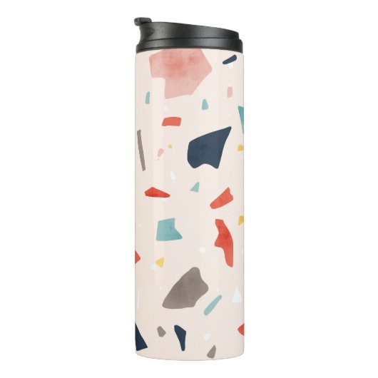 Kleurrijk terrazzo: naadloze rotsfragmenten. thermosbeker (Geroteerd rechts)