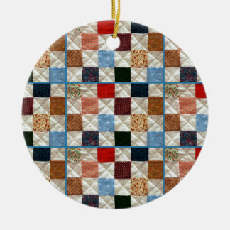 Kleurrijk vierkantspatroon keramisch ornament