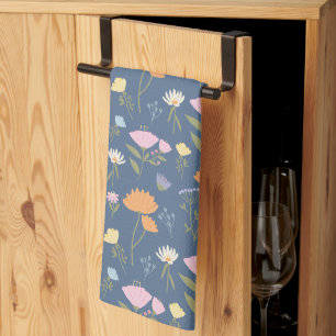 Kleurrijk weiland op blauw theedoek