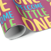 Kleurrijk "Welcome Little One" Baby shower Cadeaupapier (Rol Hoek)