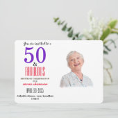 Kleurrijke 50 & Fabulous Uitnodiging (Staand voorkant)