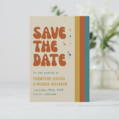 Kleurrijke 70's Retro Script Bruiloft Vet Save The Date (Staand voorkant)