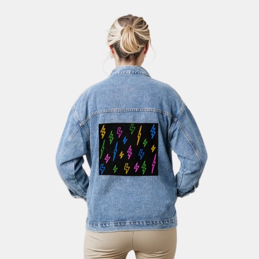 Kleurrijke 80's Neon Lightning Pattern Denim Jacket (Model)