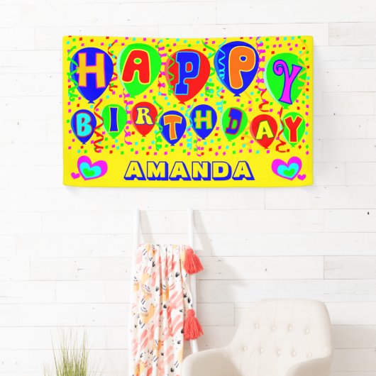 Kleurrijke aangepaste naam gelukkige verjaardag spandoek (Insitu)