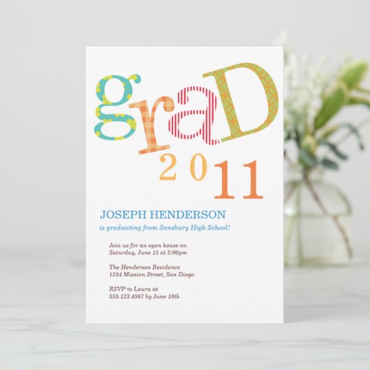 Kleurrijke aankondiging van afstuderen van opwindi (Staand voorkant)