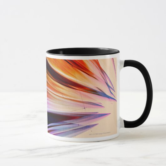 Kleurrijke abstracte objecten tegen wit mok (Rechts)