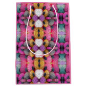 Kleurrijke Abstracte Paraplu's Gift Bag Medium Cadeauzakje (Voorkant)