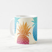 Kleurrijke ananas lichtgele achtergrond koffiemok (Voorkant links)