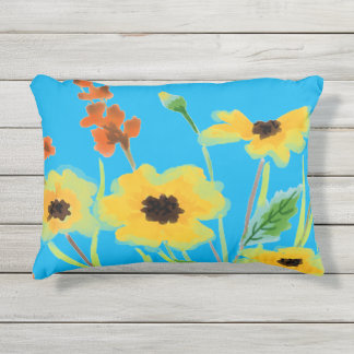Kleurrijke aquarel gele bloemen op turquoise buitenkussen