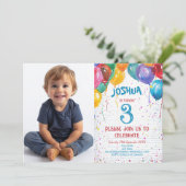 Kleurrijke ballonnen en vrolijke verjaardagsfeestj kaart (Staand voorkant)