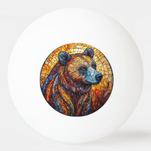 Kleurrijke berenportret in een glas-in-loodkunst pingpongbal