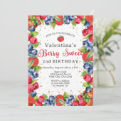 Kleurrijke bessen meisjes bessen zoete zomer verja kaart (Staand voorkant)