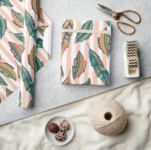 Kleurrijke bladeren en strepen uniek cadeaupapier (Crafts)