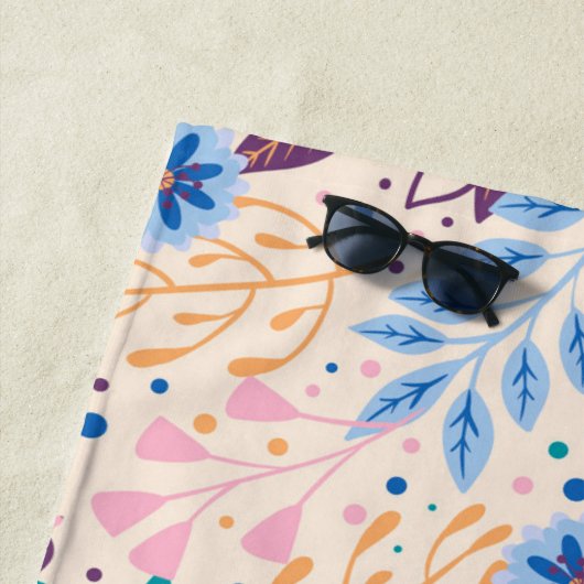 Kleurrijke bladeren Modern Foliage Patroon Strandlaken (In situ)