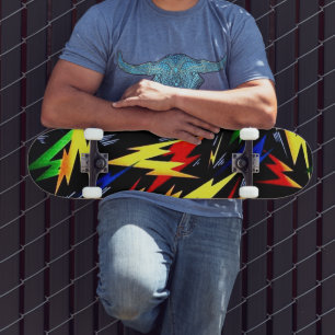 Kleurrijke bliksembollen persoonlijk skateboard